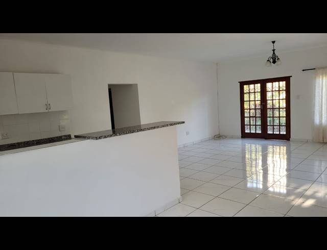 3 BEDROOM HOUSE TO LET IN DOON HEIGHTS